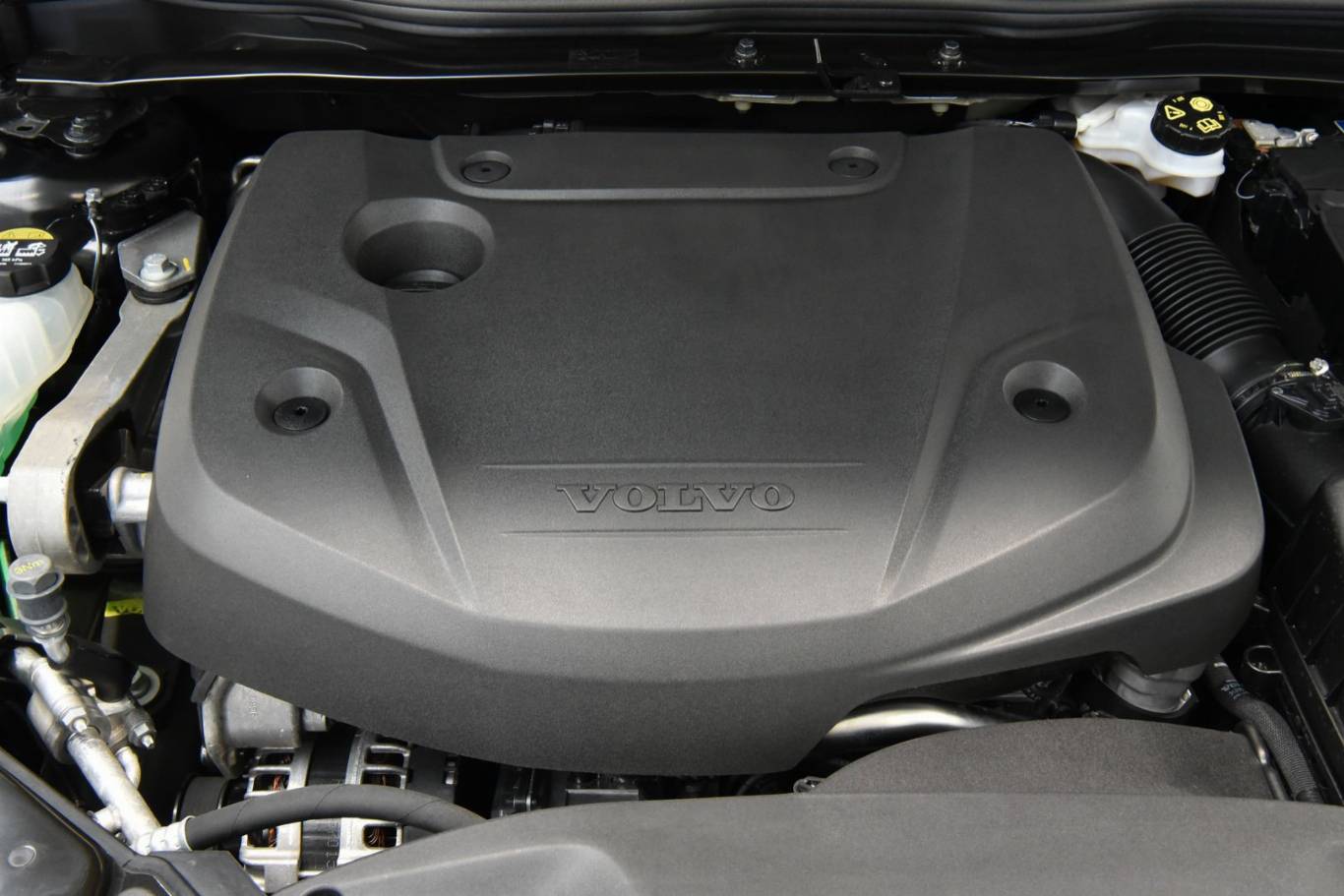 VOLVO V40 Cross Country 14