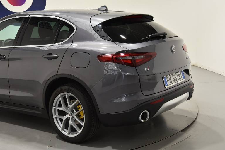 ALFA ROMEO Stelvio 15