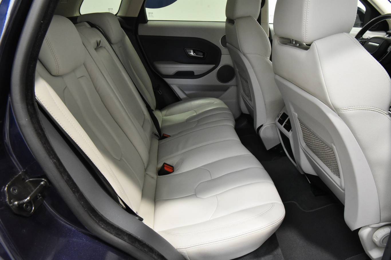 LAND ROVER Range Rover Evoque 37