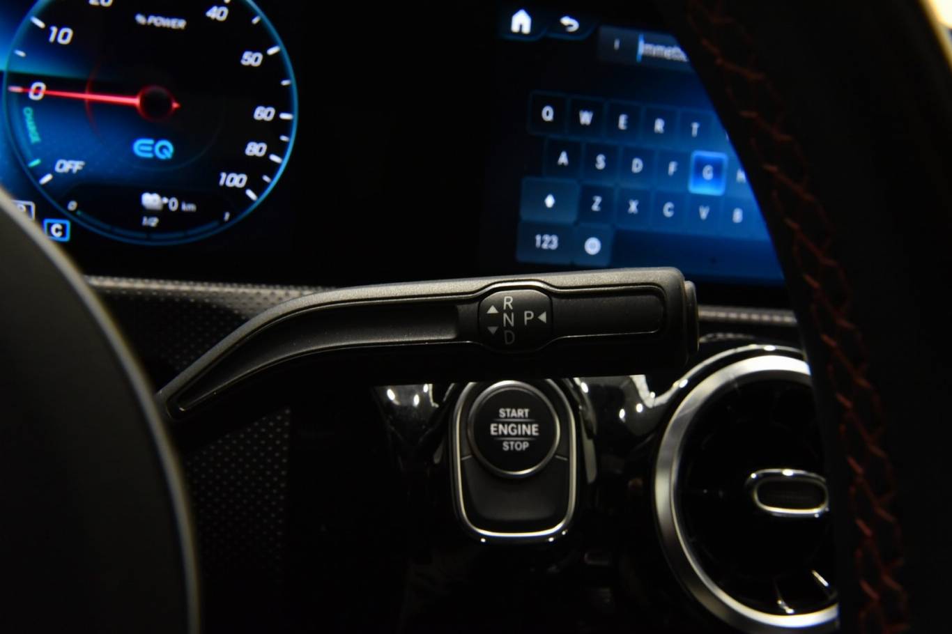 MERCEDES-BENZ A 250 27