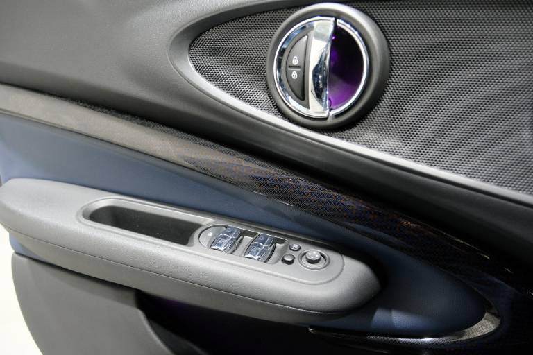 MINI Cooper Clubman 32