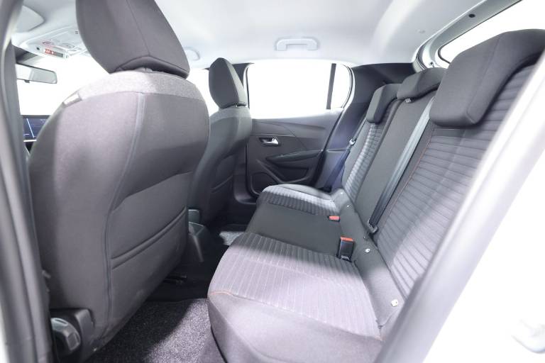 PEUGEOT 208 34