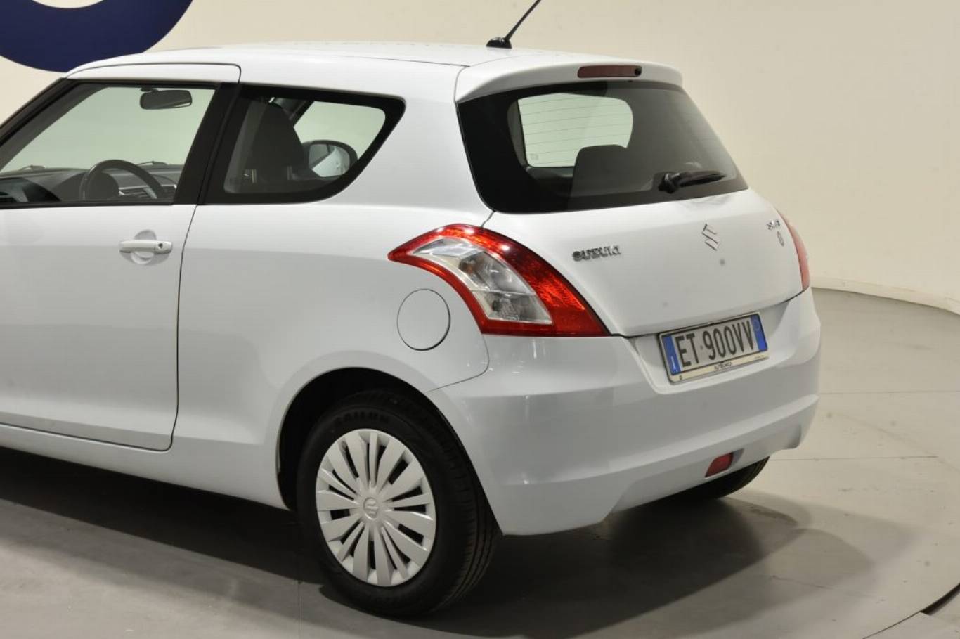 SUZUKI Swift 24