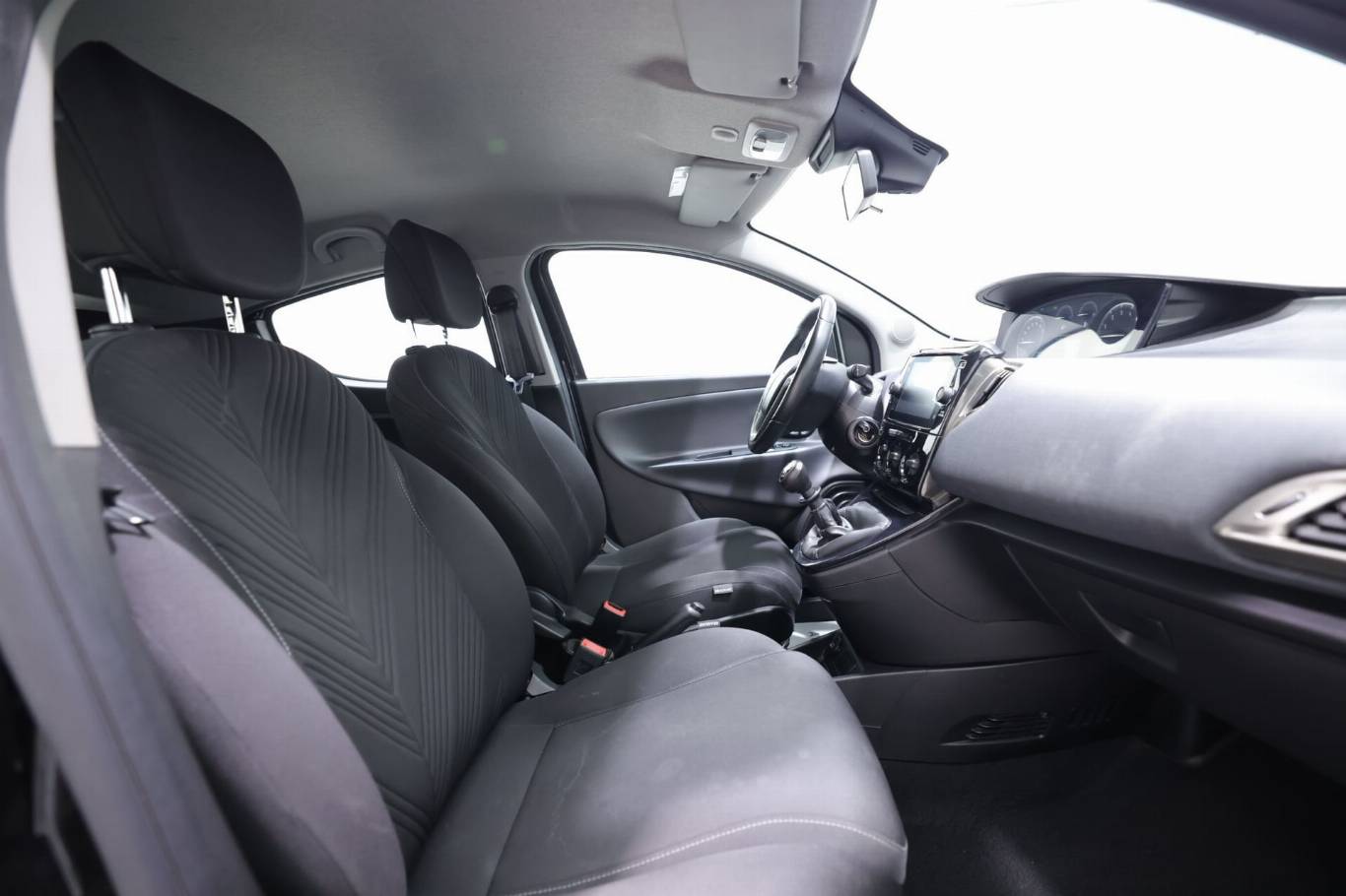 LANCIA Ypsilon 39