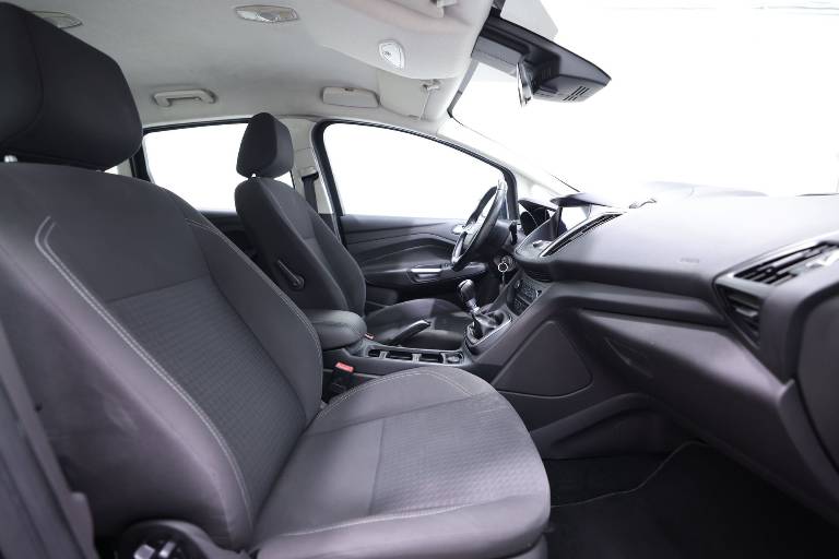 FORD C-Max 42