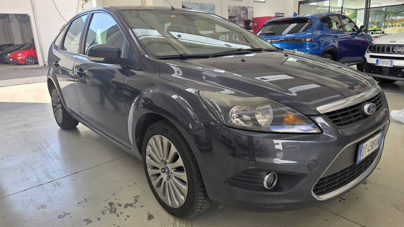 FORD Focus 6