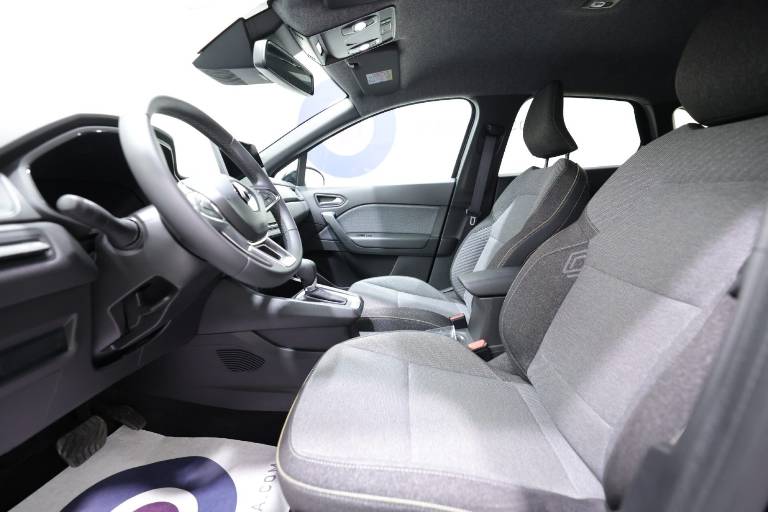RENAULT Captur 19