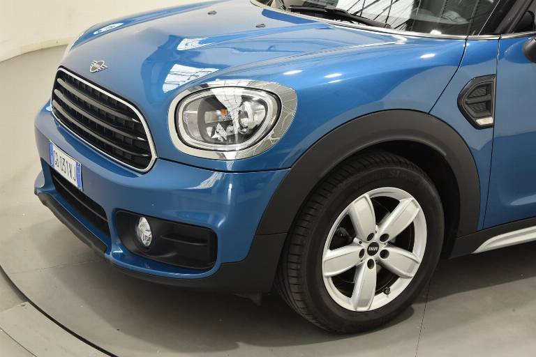 MINI Countryman 33