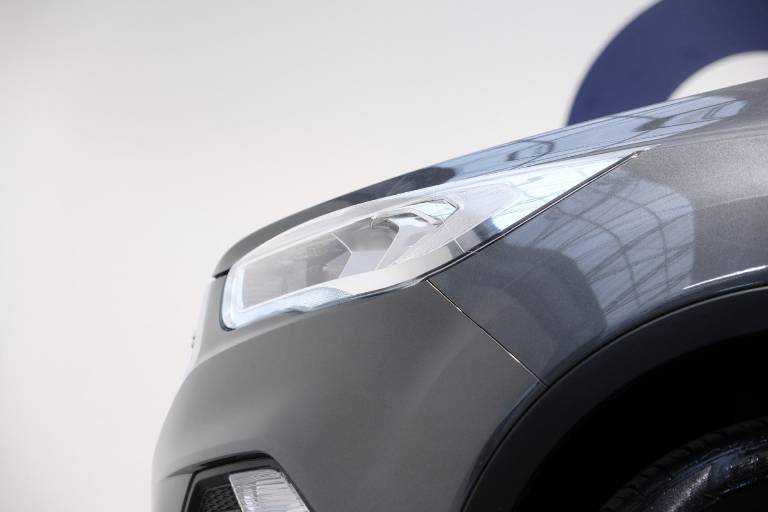 FORD Kuga 12