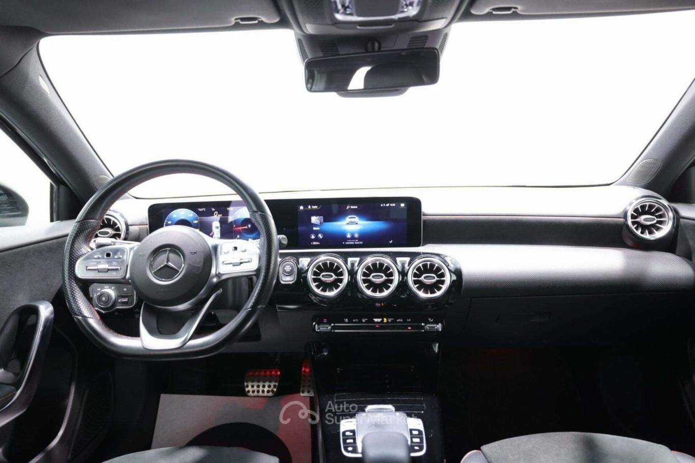 MERCEDES-BENZ Classe A 9