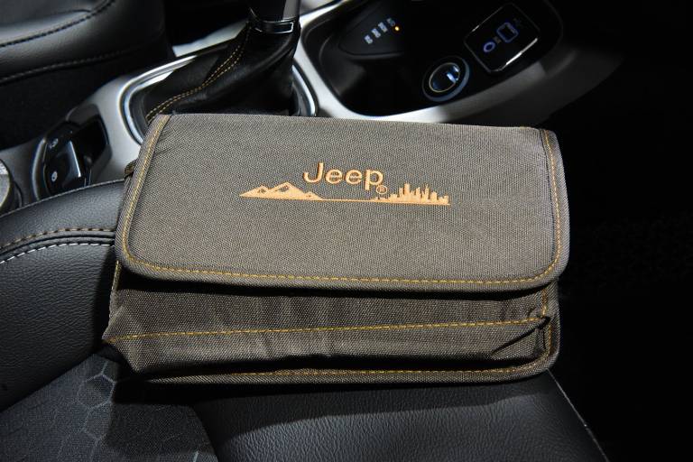 JEEP Compass 52