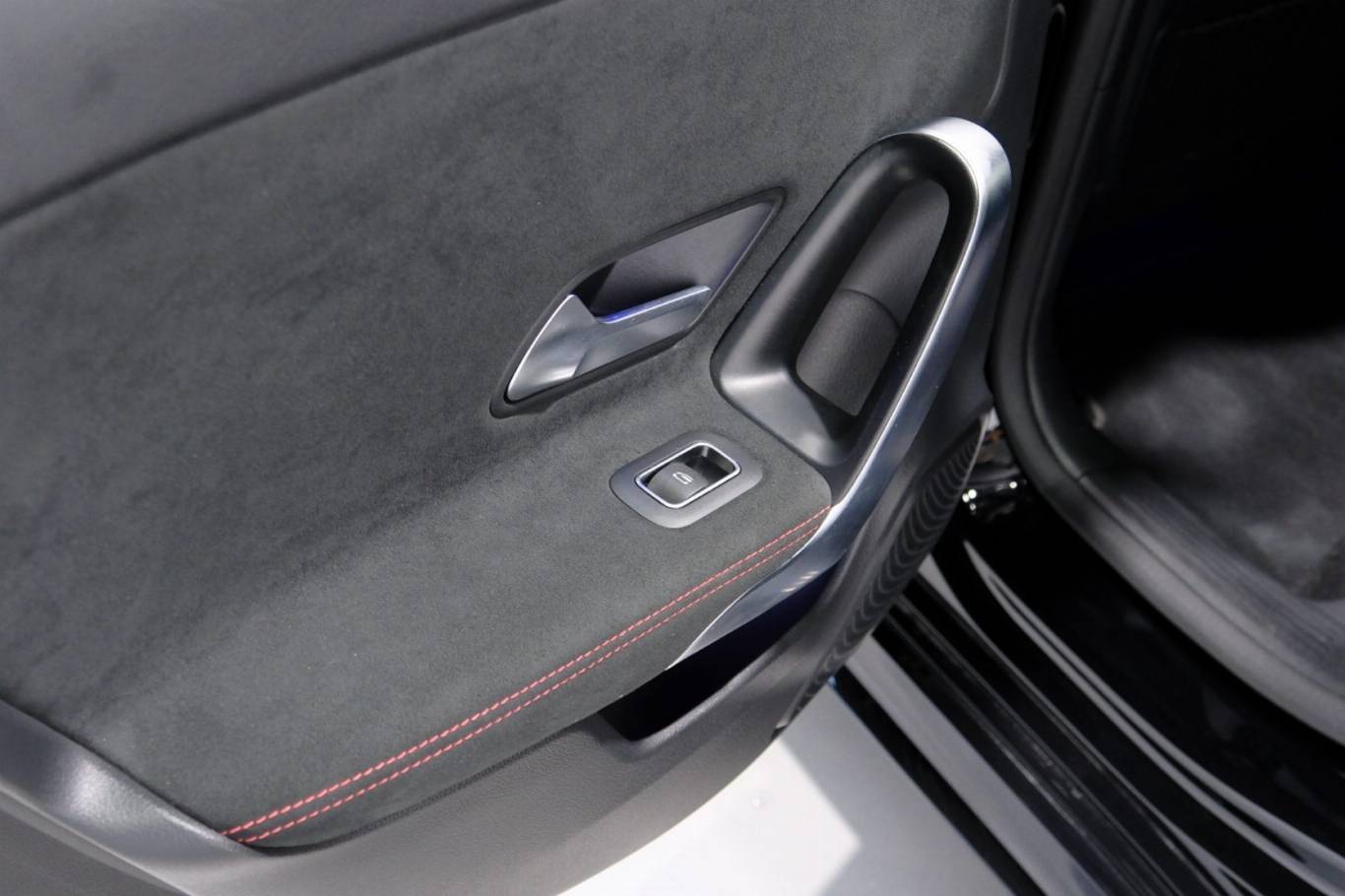 MERCEDES-BENZ A 200 45