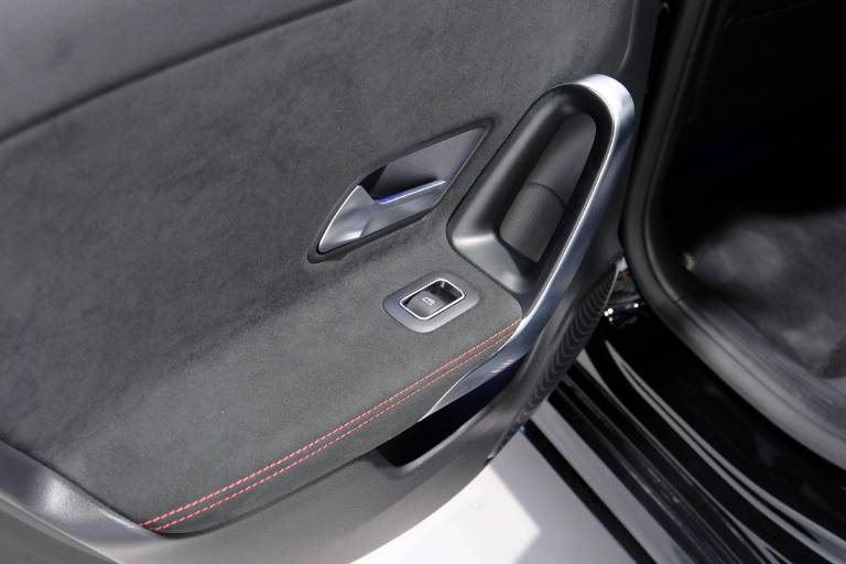 MERCEDES-BENZ A 200 45