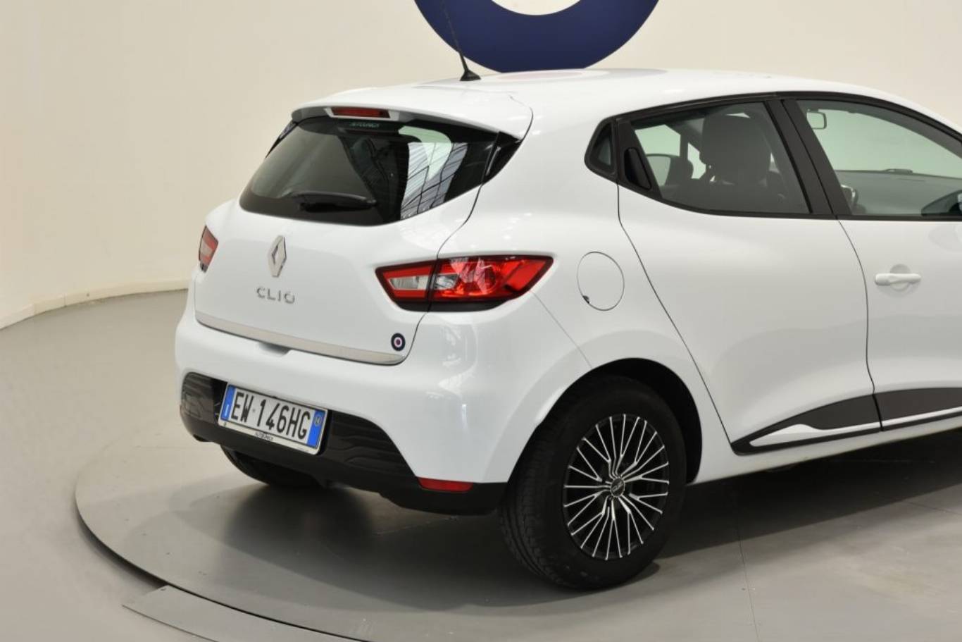 RENAULT Clio 18