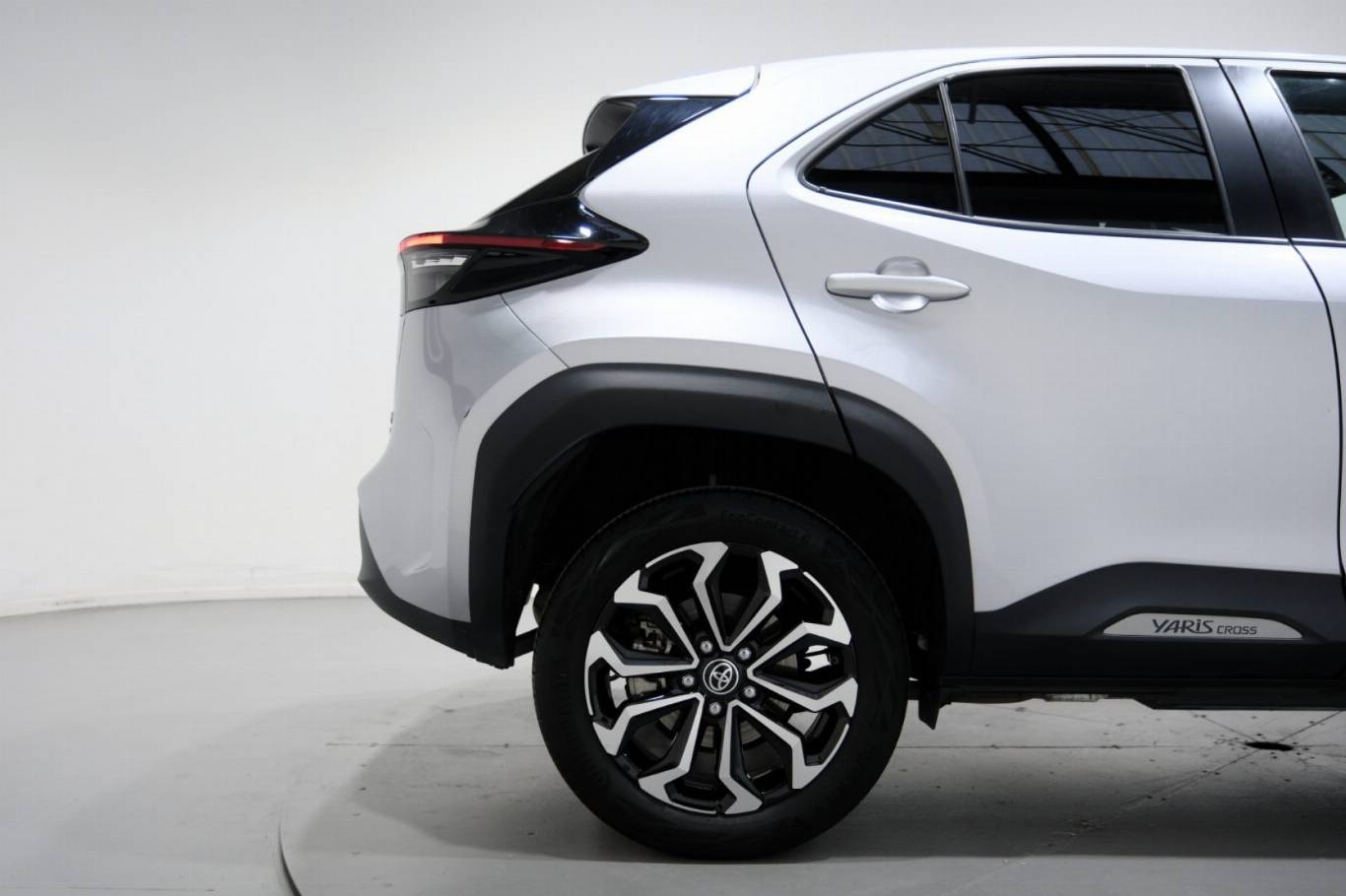 TOYOTA Yaris Cross 50