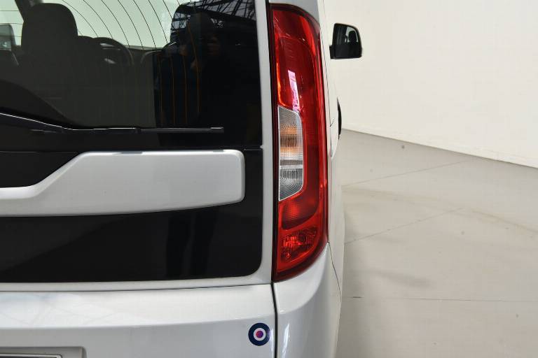 FIAT Doblo 19