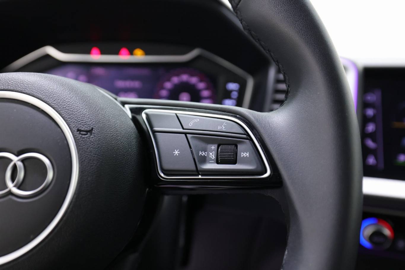 AUDI A1 21