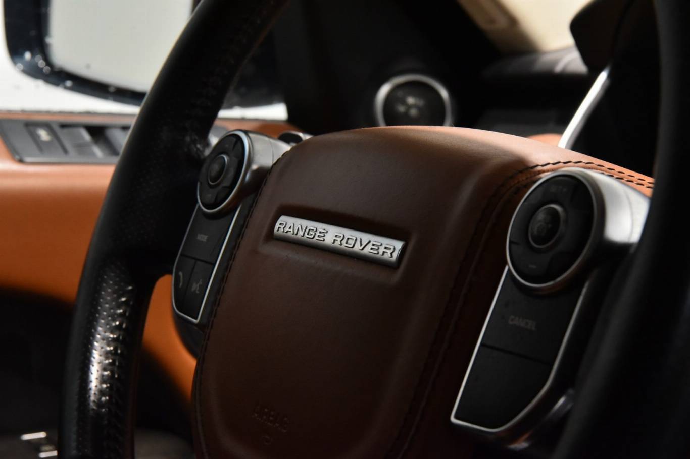 LAND ROVER Range Rover Sport 23