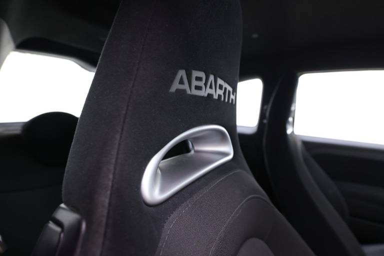 ABARTH 595 43