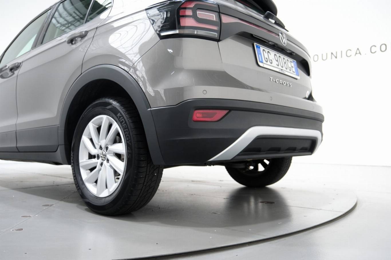 VOLKSWAGEN T-Cross 41