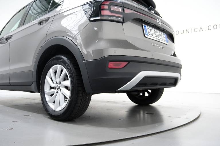 VOLKSWAGEN T-Cross 41