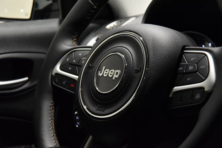 JEEP Compass 42