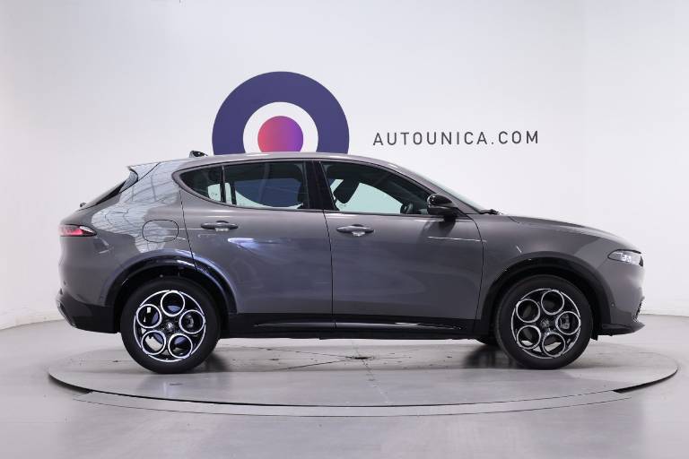 ALFA ROMEO Tonale 4