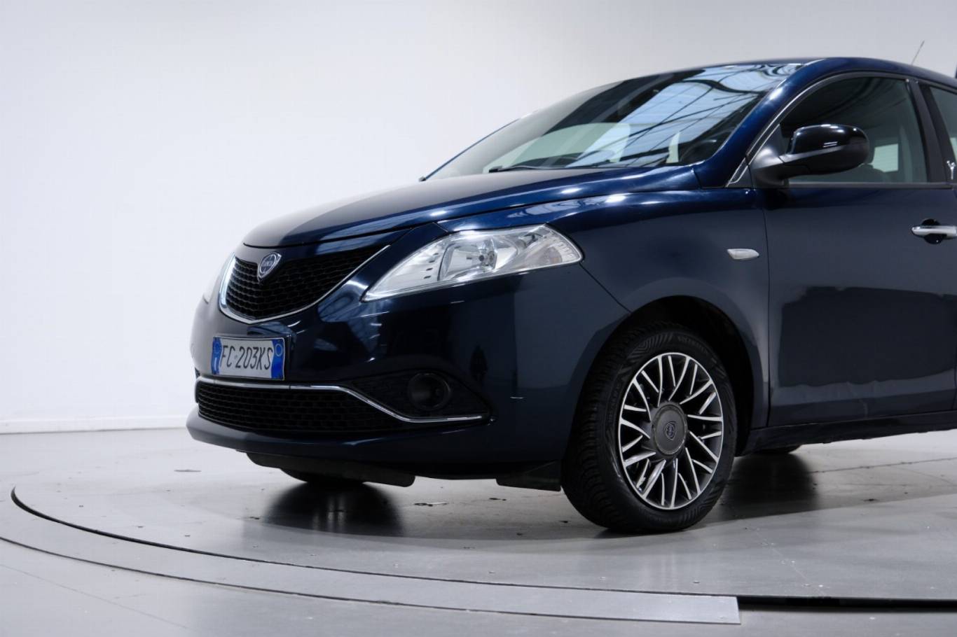 LANCIA Ypsilon 12