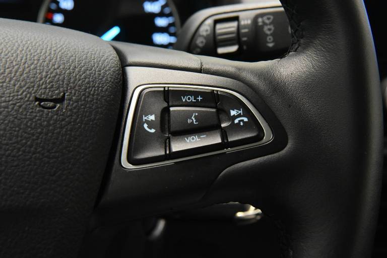 FORD EcoSport 8