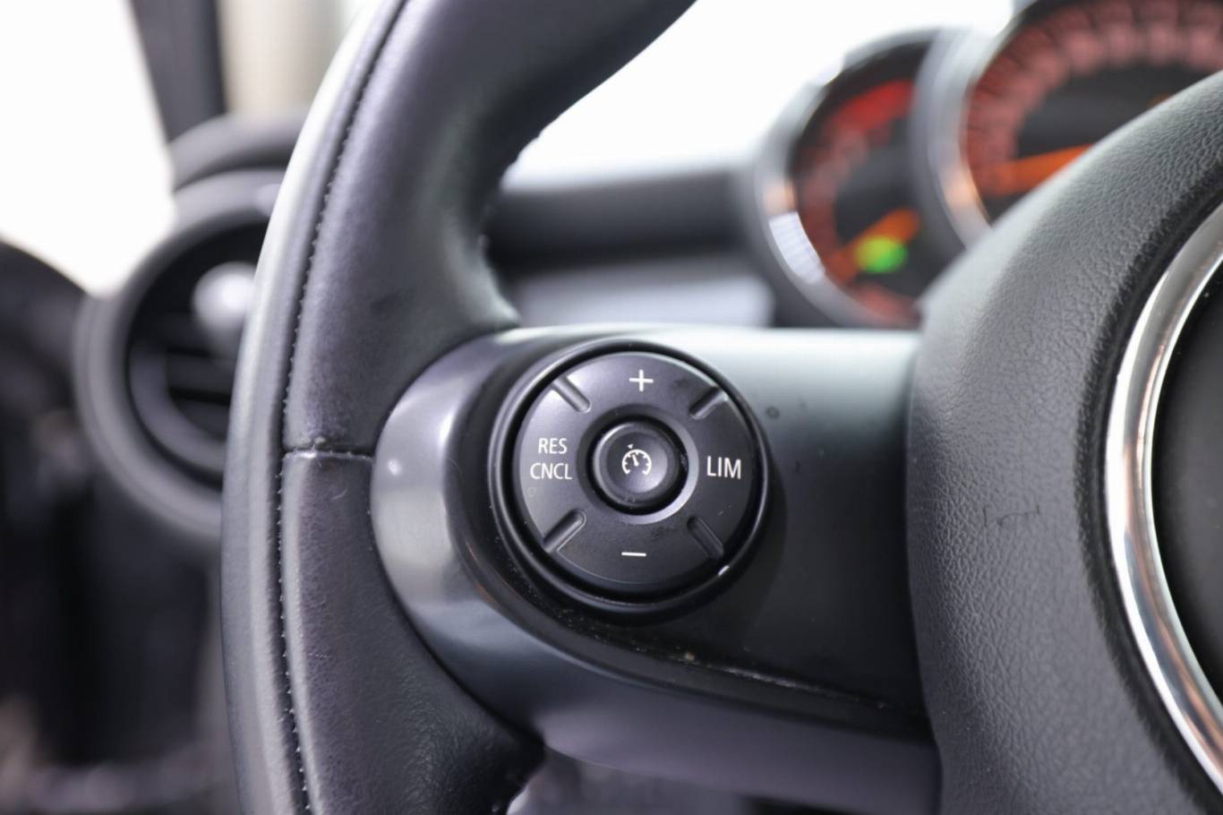 MINI Cooper 20