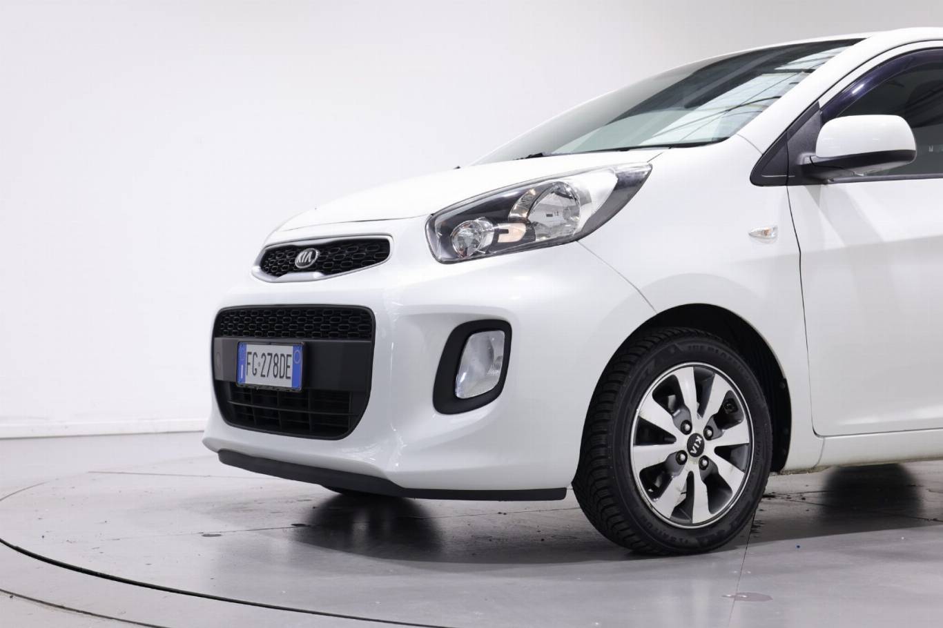 KIA Picanto 11