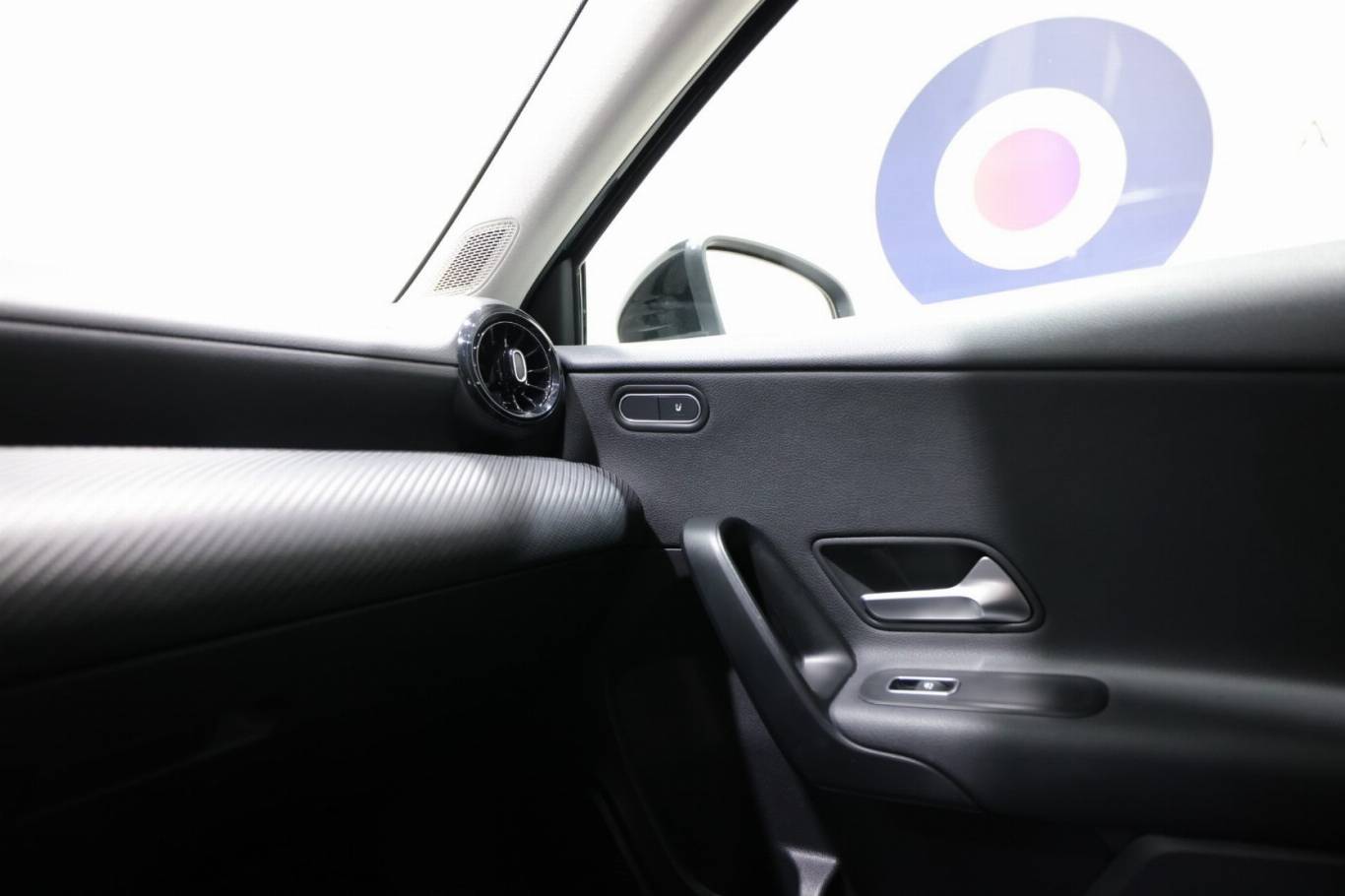 MERCEDES-BENZ A 180 34