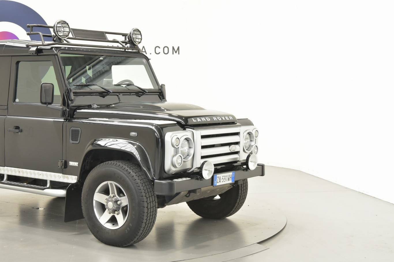 LAND ROVER Defender 47