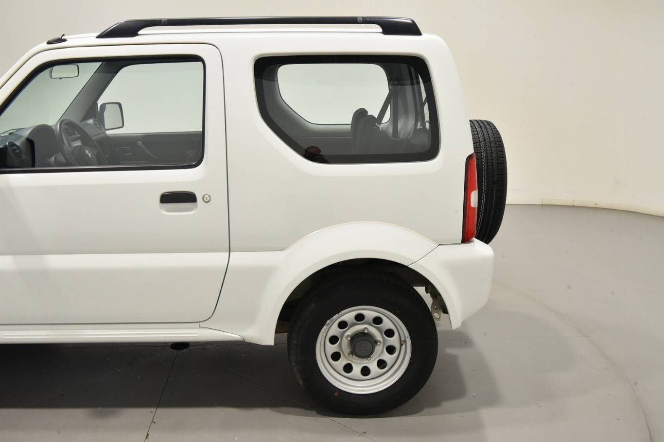 SUZUKI Jimny 38