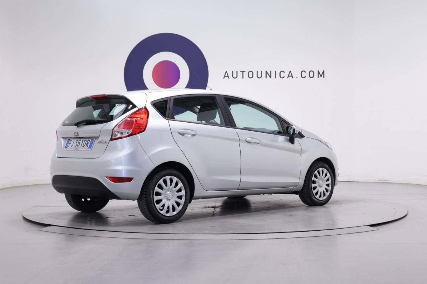 FORD Fiesta 15