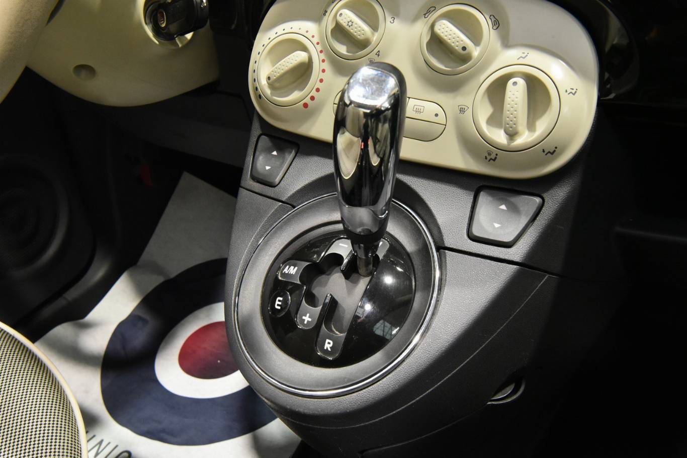 FIAT 500 24