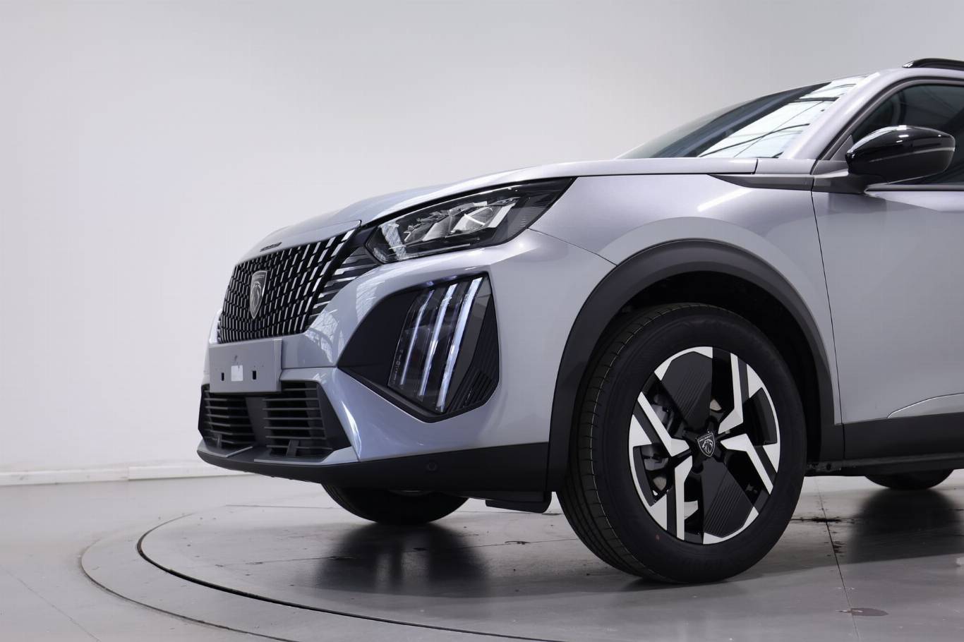 PEUGEOT 2008 11