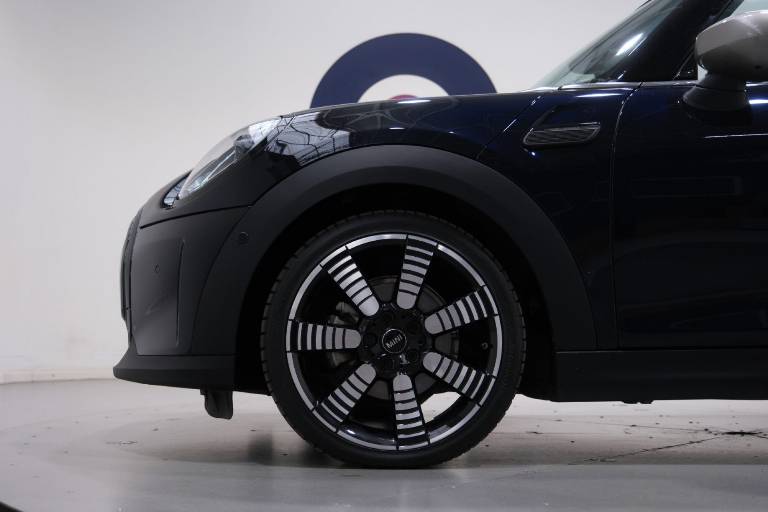 MINI Cabrio 19