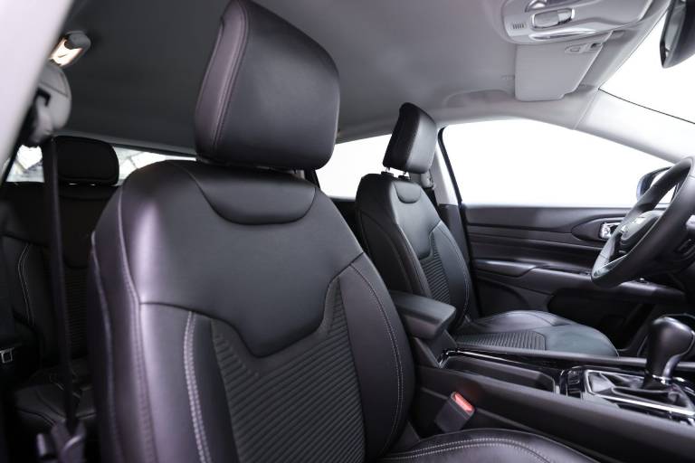 JEEP Compass 51