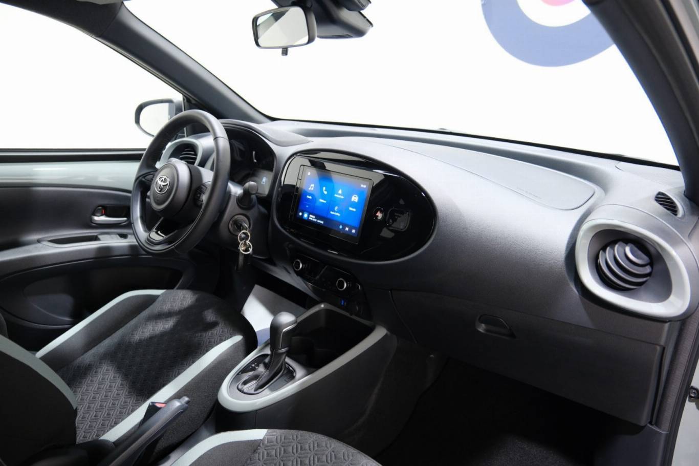 TOYOTA Aygo X 40