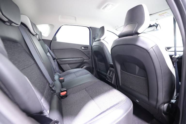 RENAULT Captur 49