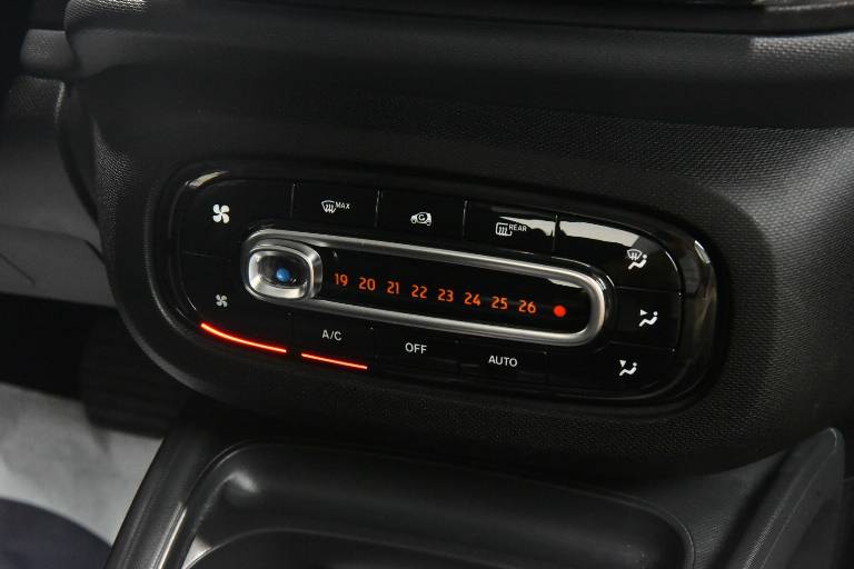 SMART ForTwo 23