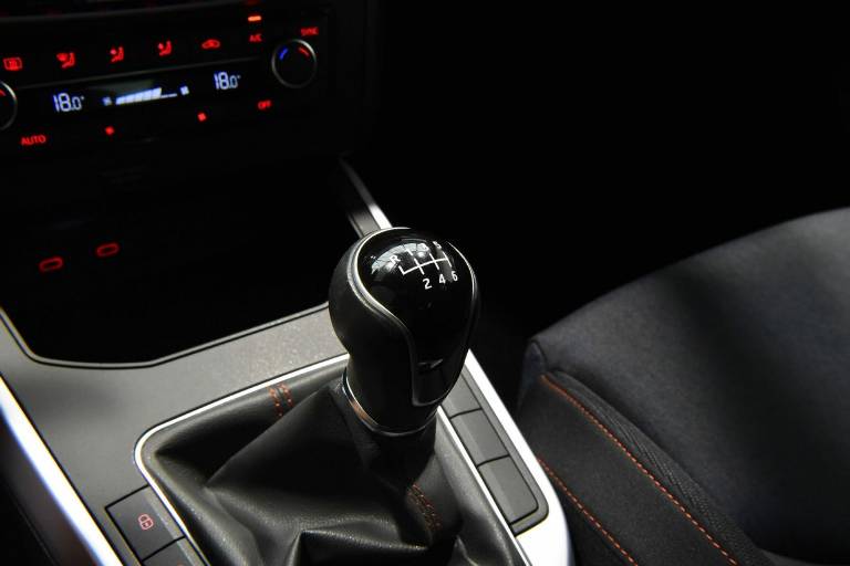 SEAT Arona 10