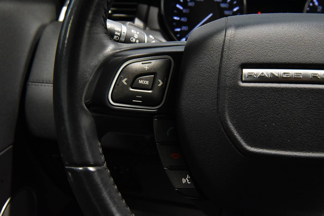 LAND ROVER Range Rover Evoque 39