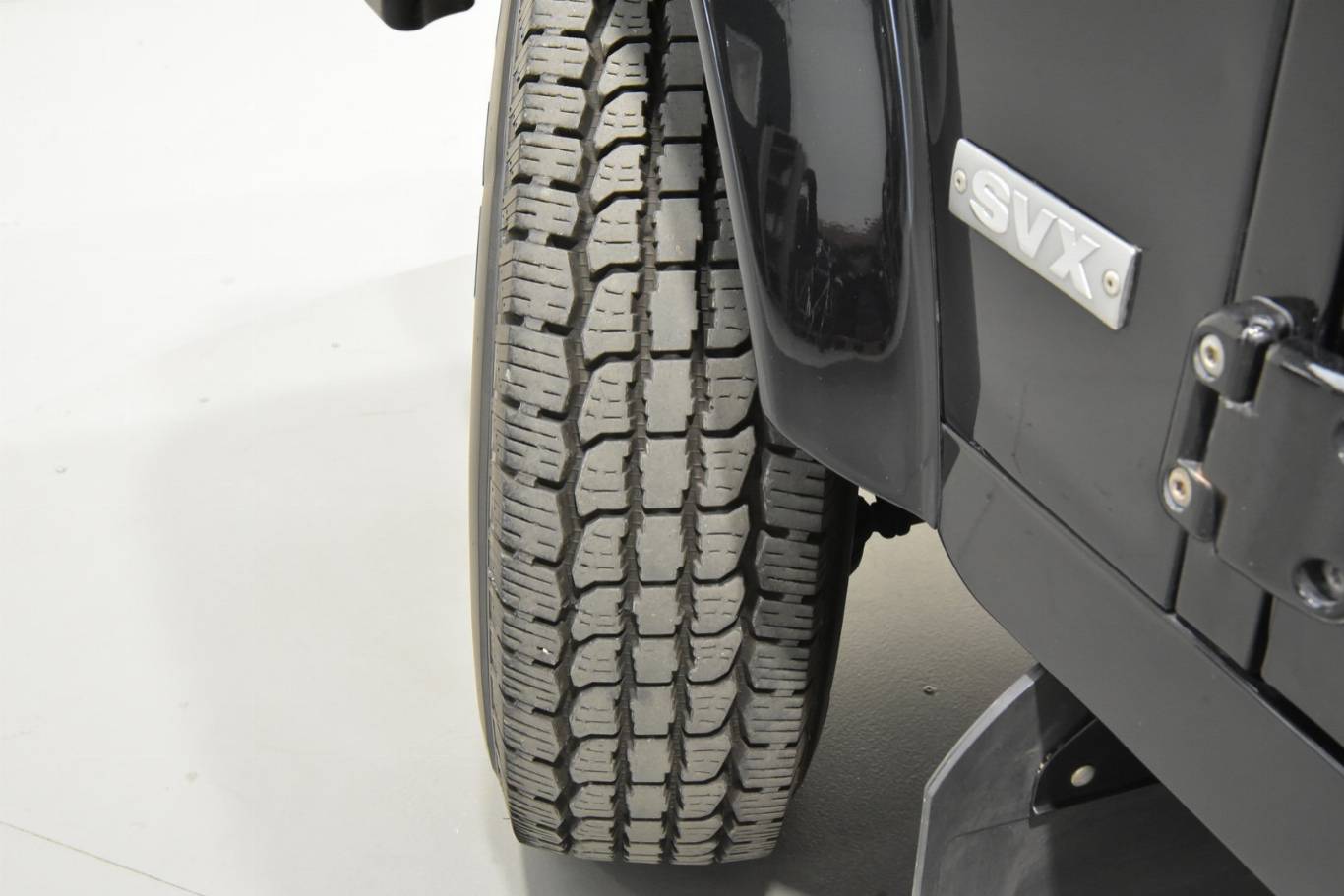 LAND ROVER Defender 13