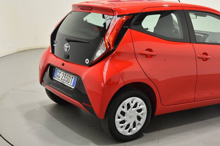 TOYOTA Aygo 18