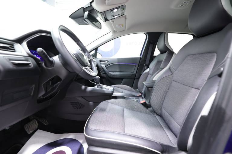 RENAULT Captur 19