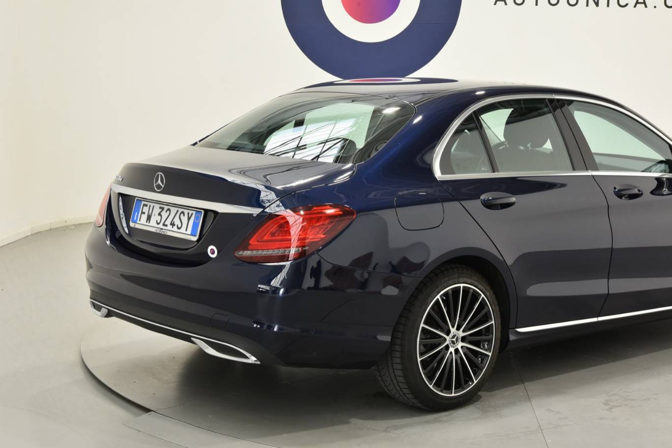 MERCEDES-BENZ C 220 18