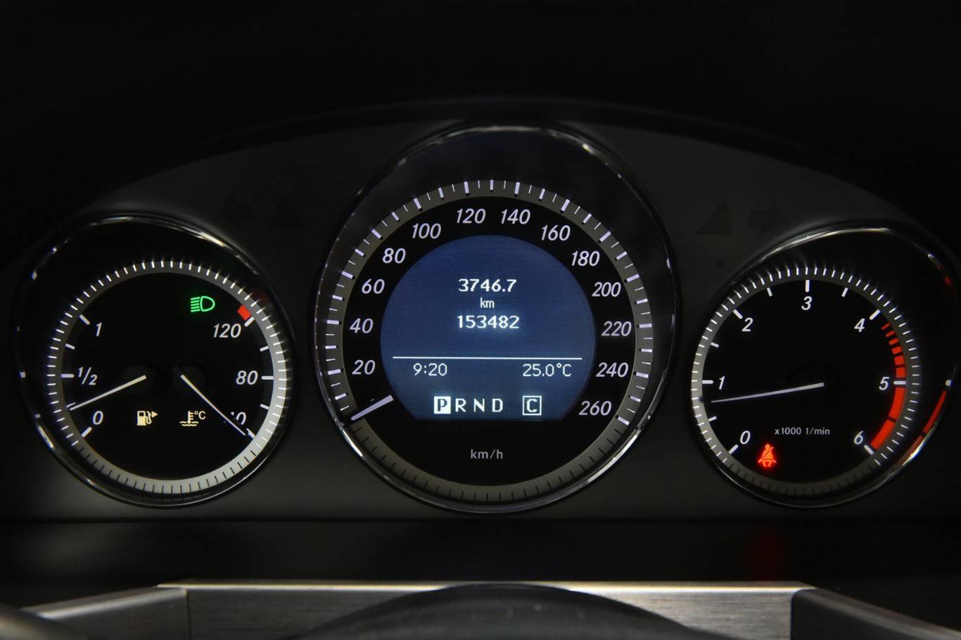MERCEDES-BENZ GLK 220 9