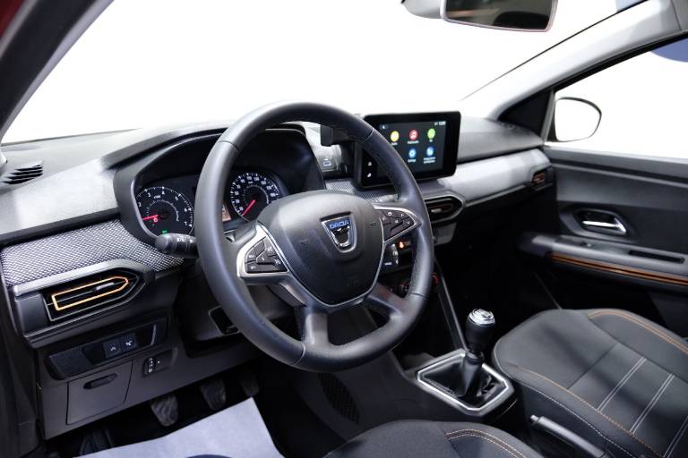 DACIA Sandero 5